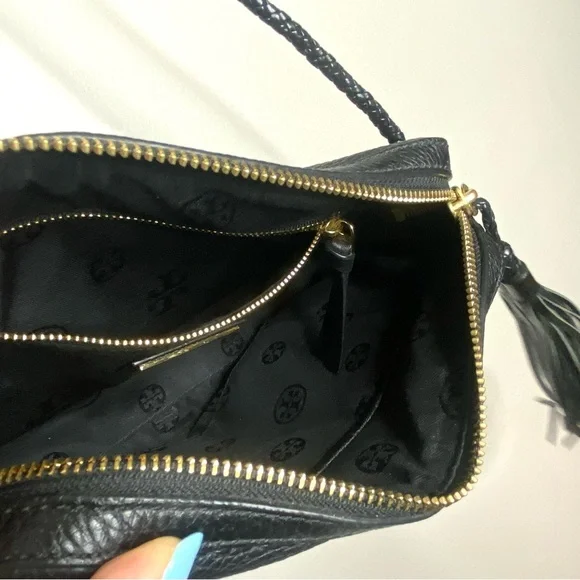 Tory Burch Black Leather Pebbled Crossbody Tassel Bag Purse - Picture 6 of 9